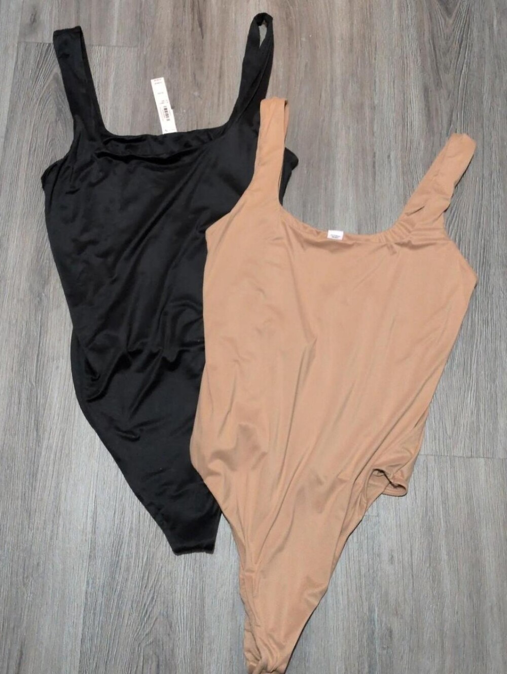 (2) Victoria's Secret Featherlight Base Layer Bodysuits In Black And Tan Sz XL